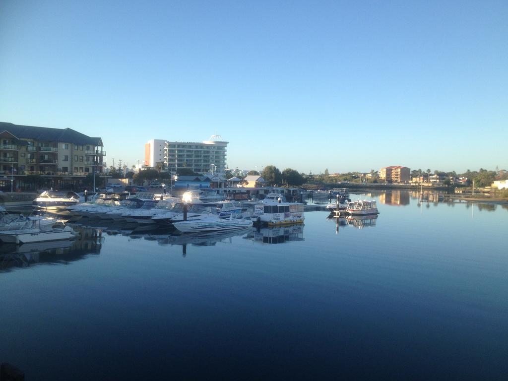 Mandurah Ocean Marina Chalets 외부 사진